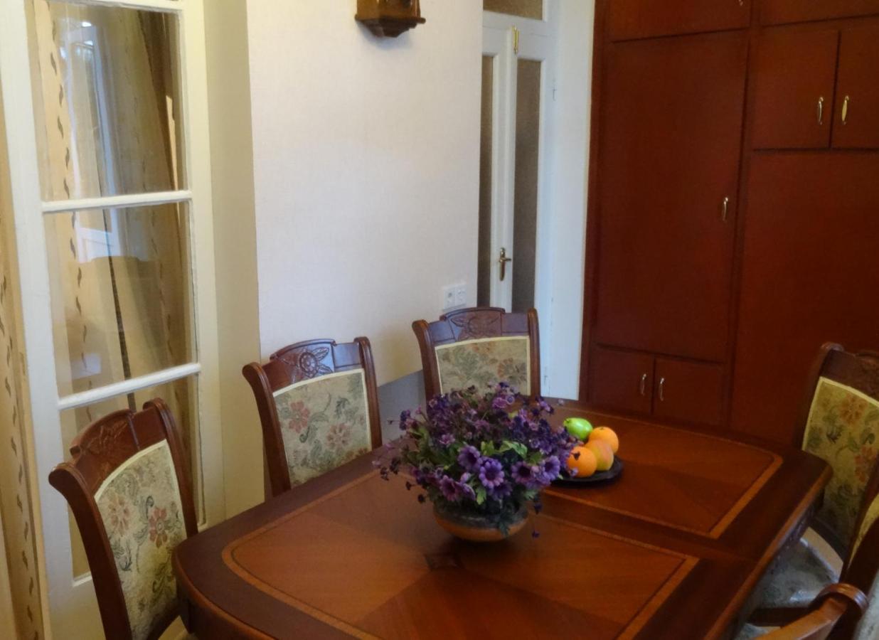 Apartment Vake-Saburtalo Tbilisi Eksteriør bilde
